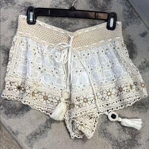 GUADALUPE Beautiful Cover Up Beach Shorts - Size Medium